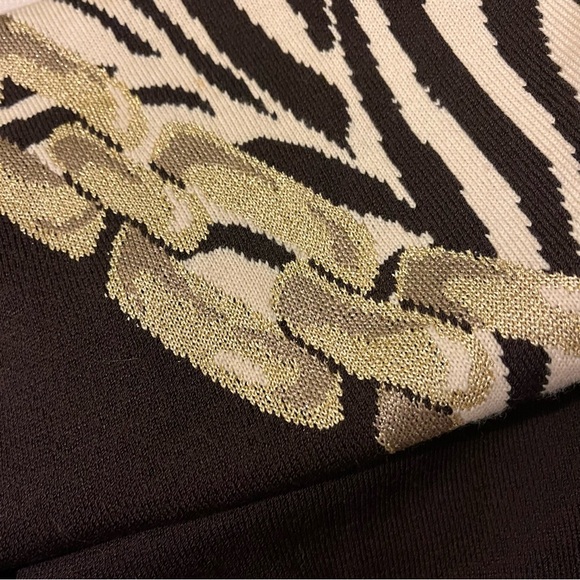 St. John Collection Black and White Zebra Print Tunic with Gold Chain Accent L - Picture 5 of 9